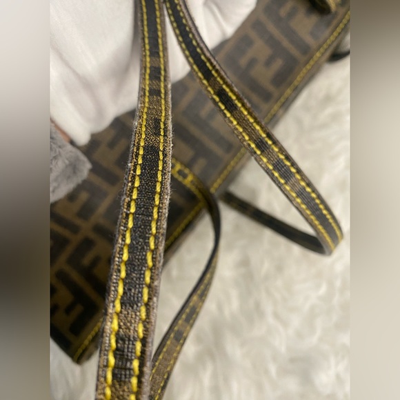 Fendi Tote Zucca Coated Canvas Medium - Picture 16 of 16